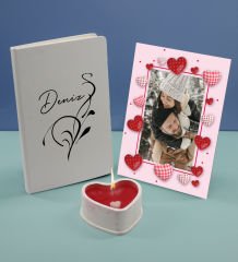 BK Gift Kişiye Özel İsimli Beyaz Defter Dekoratif Çerçeve ve Kalp Taş Obje Kokulu Mum Hediye Seti-6, Sevgiliye Hediye, Arkadaşa Hediye