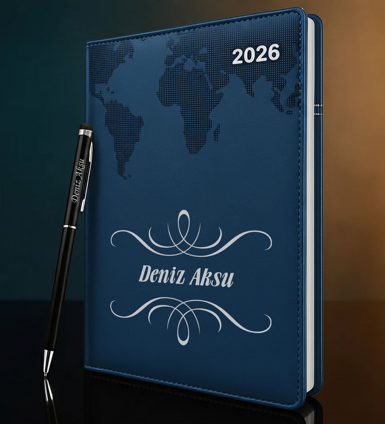 BK Gift Kişiye Özel İsimli Termo Sert Kapak 2026 Lacivert Ajanda & Kalem -1, Öğretmenler Günü Hediyesi, Yeni İş Hediyesi