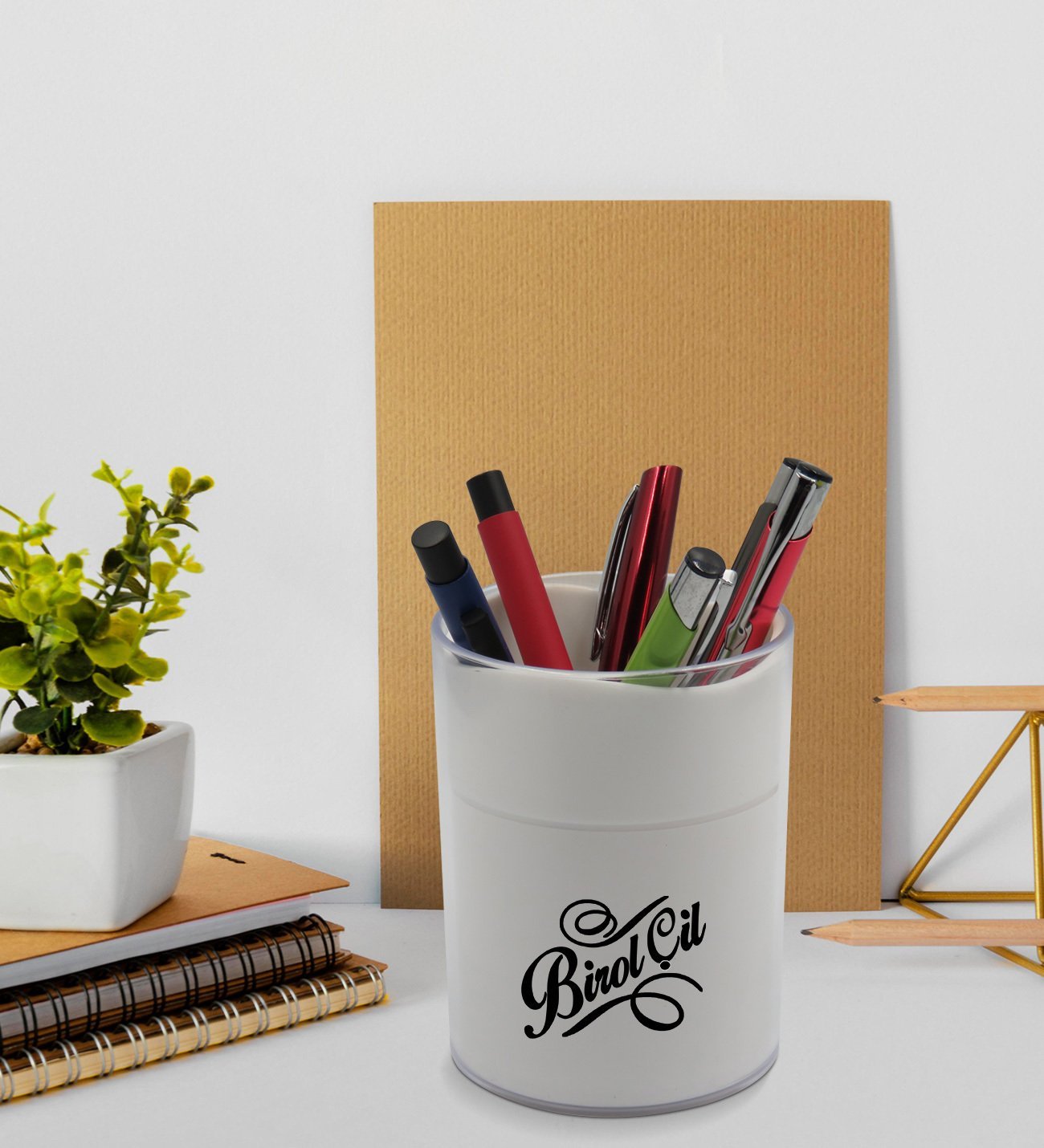 BK Gift Kişiye Özel İsimli Beyaz Akrilik Kalemlik - Model 5