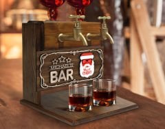 BK Gift Kişiye Özel Kabartma Yeni Yıl Tasarımlı İsimli Çift Musluklu Doğal Ahşap İçki Standı-3, İçki Standı, Doğum Günü Hediyesi, Ev Hediyesi