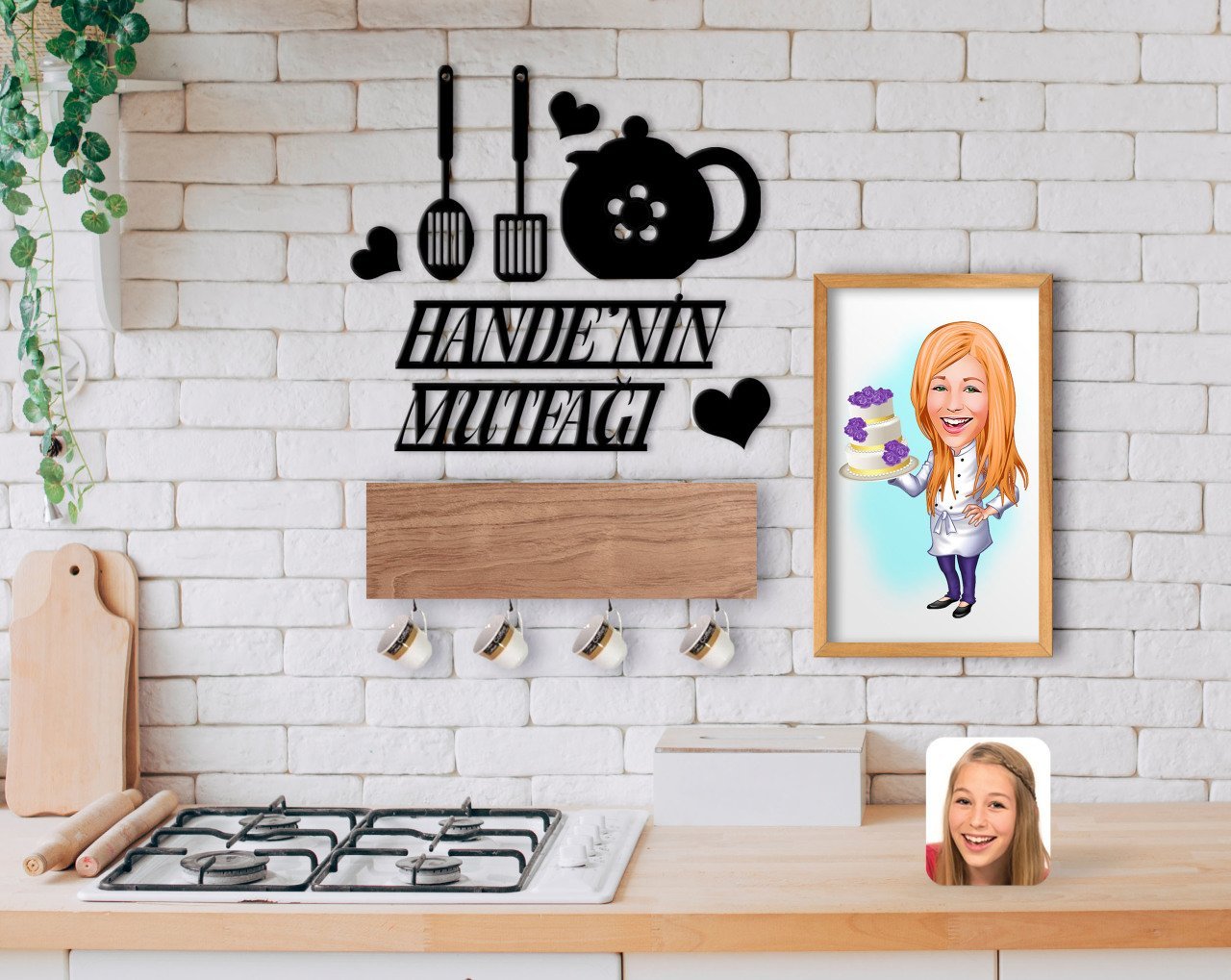 BK Home İsme Özel Mutfak Duvar Süsü Ahşap Karikatürlü Tablo ve Dekoratif Fincan Askılığı Hediye Seti-3