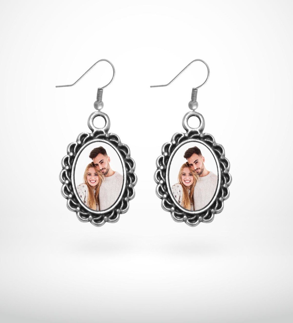 Kişiye Özel Fotoğraflı Antik Gümüş Yaldız Küpe (Model 8)