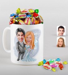 Kişiye Özel Sevgililer Günü Temalı Evleniyoruz Karikatürlü Beyaz Kupa ve Haribo Şeker Hediye Seti-5