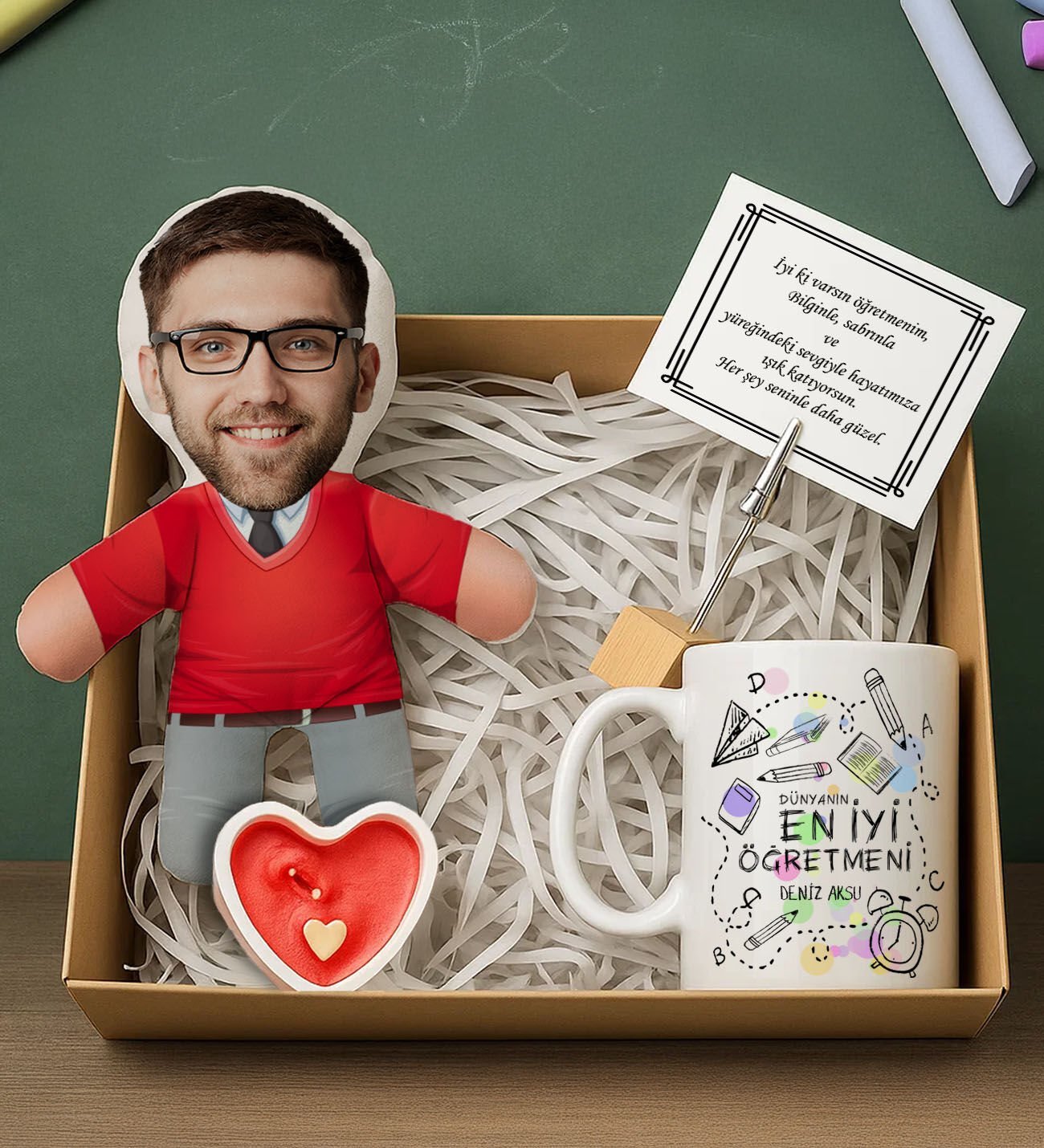 BK Gift Kişiye Özel Erkek Öğretmen Bebek Yastık & Kupa Bardak & Mum & Notluk -3, Öğretmenler Günü, Öğretmene Hediye