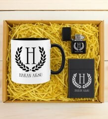 BK Gift Kişiye Özel İsimli Siyah Kupa & Sigara Kutusu & Çakmak Hediye Seti-1 | Babalar Günü Hediyesi, Erkeklere Özel Hediye