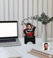 Kişiye Özel Şövalye Karikatürlü Ahşap Biblo Telefon Standı-1