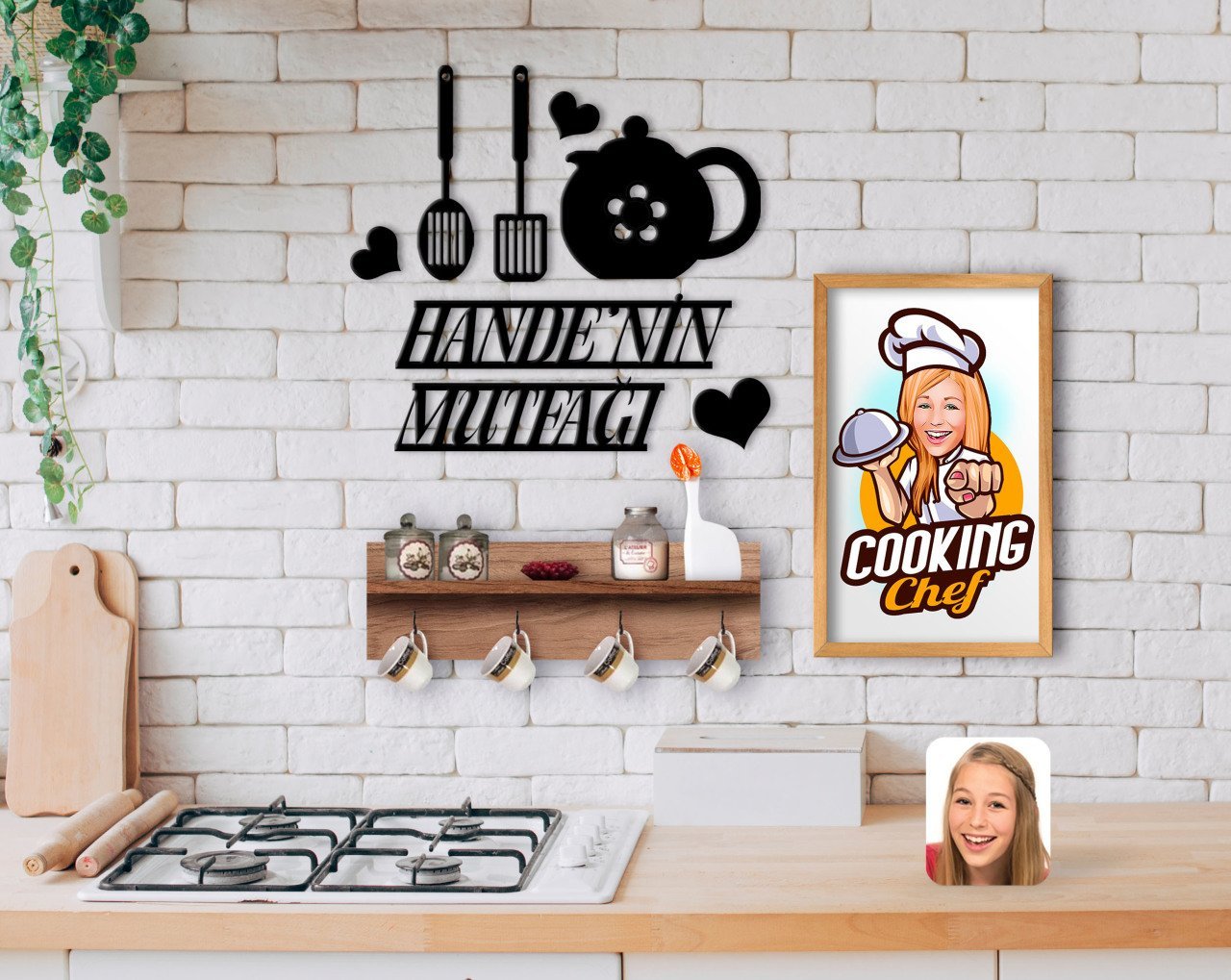 BK Home İsme Özel Mutfak Duvar Süsü Ahşap Karikatürlü Tablo ve Dekoratif Raflı Fincan Askılığı Hediye Seti-9