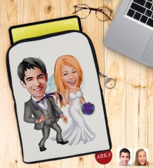 Kişiye Özel Evleniyoruz Karikatürlü Taşınabilir Koruyucu Tablet Kılıfı & Organizer Çanta - Siyah-6