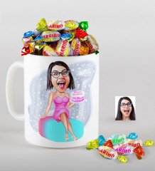 Kişiye Özel Bayan Doğum Günü Karikatürlü Kupa ve Haribo Şeker Hediye Seti-2
