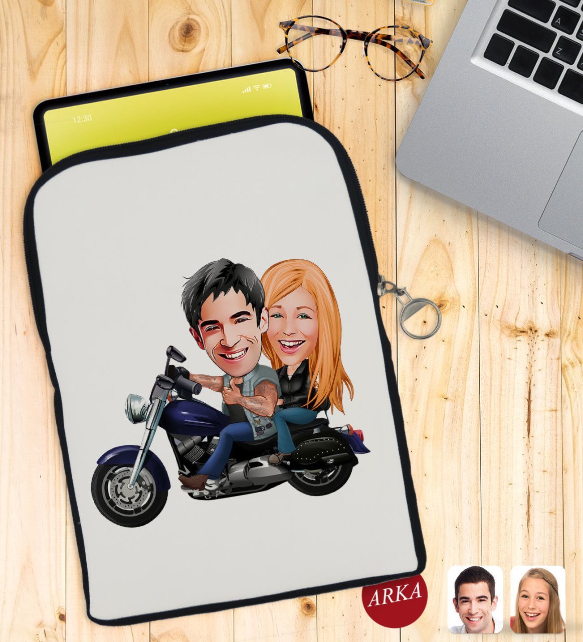 Kişiye Özel Motorcu Sevgililer Karikatürlü Taşınabilir Koruyucu Tablet Kılıfı & Organizer Çanta - Siyah-1