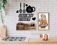 BK Home İsme Özel Mutfak Duvar Süsü Ahşap Karikatürlü Tablo ve Doğal Ahşap Raf Hediye Seti-7