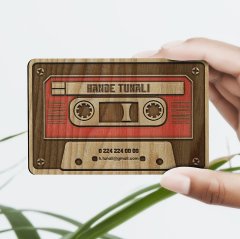 Kişiye Özel Ahşap Kaset Tasarımlı Sosyal Kartvizit (Model 2B) 50 ADET