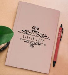 BK Gift Kişiye Özel İsimli Pudra Pembesi Sert Kapaklı Defter ve Tükenmez Kalem Seti, Arkadaşa Hediye, Yeni İş Hediyesi, Doğum Günü Hediyesi-18