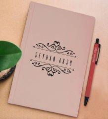 BK Gift Kişiye Özel İsimli Pudra Pembesi Sert Kapaklı Defter ve Tükenmez Kalem Seti, Arkadaşa Hediye, Yeni İş Hediyesi, Doğum Günü Hediyesi-19