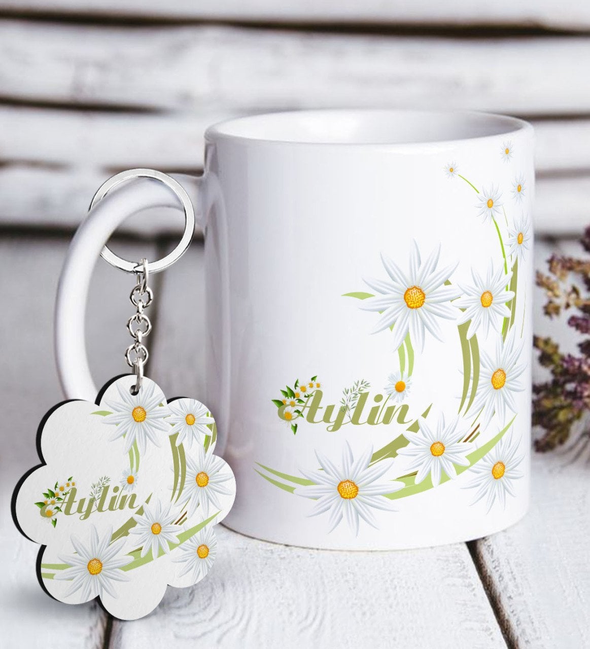 Kişiye Özel Papatya Tasarımlı Beyaz Kupa ve Anahtarlık Hediye Seti-1