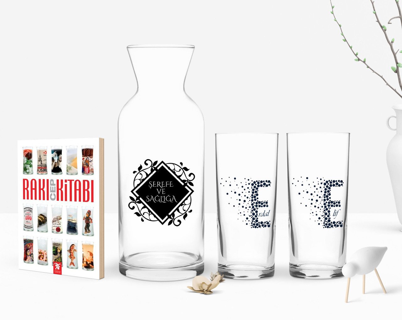 Kişiye Özel Renkli Baskılı Harfli İkili Rakı Bardağı Karaf ve Cep Kitabı Hediye Seti-5