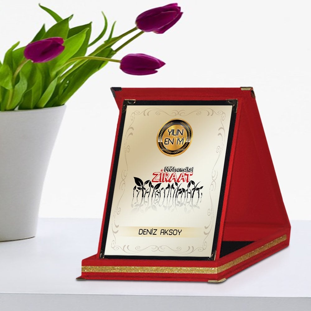 Kişiye Özel Yılın En İyi Ziraat Mühendisi Kırmızı Plaket Ödülü