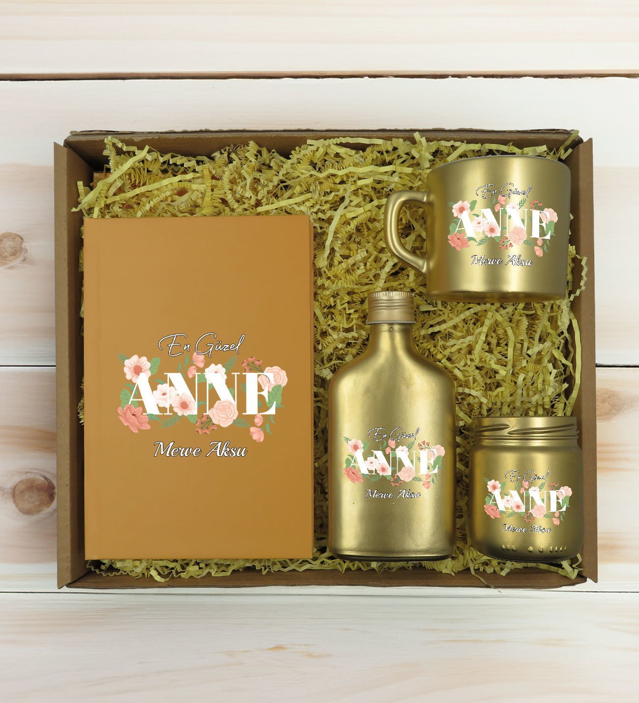 BK Gift Kişiye Özel İsimli DTF Anne Temalı Gold Defter & Kahve Fincanı & Kolonya & Mum Hediye Seti-4, Anneye Hediye, Anneler Günü Hediyesi