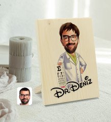 Kişiye Özel İsimli Erkek Göz Doktoru Karikatürlü Dekoratif Ahşap Çerçeve Model 1