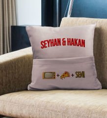 BK Gift Kişiye Özel Tasarımlı Organizer Kumanda ve Atıştırmalık Cepli Pembe Kırlent Yastık- 2, Ev Dekoru, Ev Hediyesi