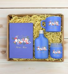 BK Gift Kişiye Özel İsimli DTF Anne Temalı Mavi Defter & Kahve Fincanı & Kolonya & Mum Hediye Seti-1, Anneye Hediye, Anneler Günü Hediyesi