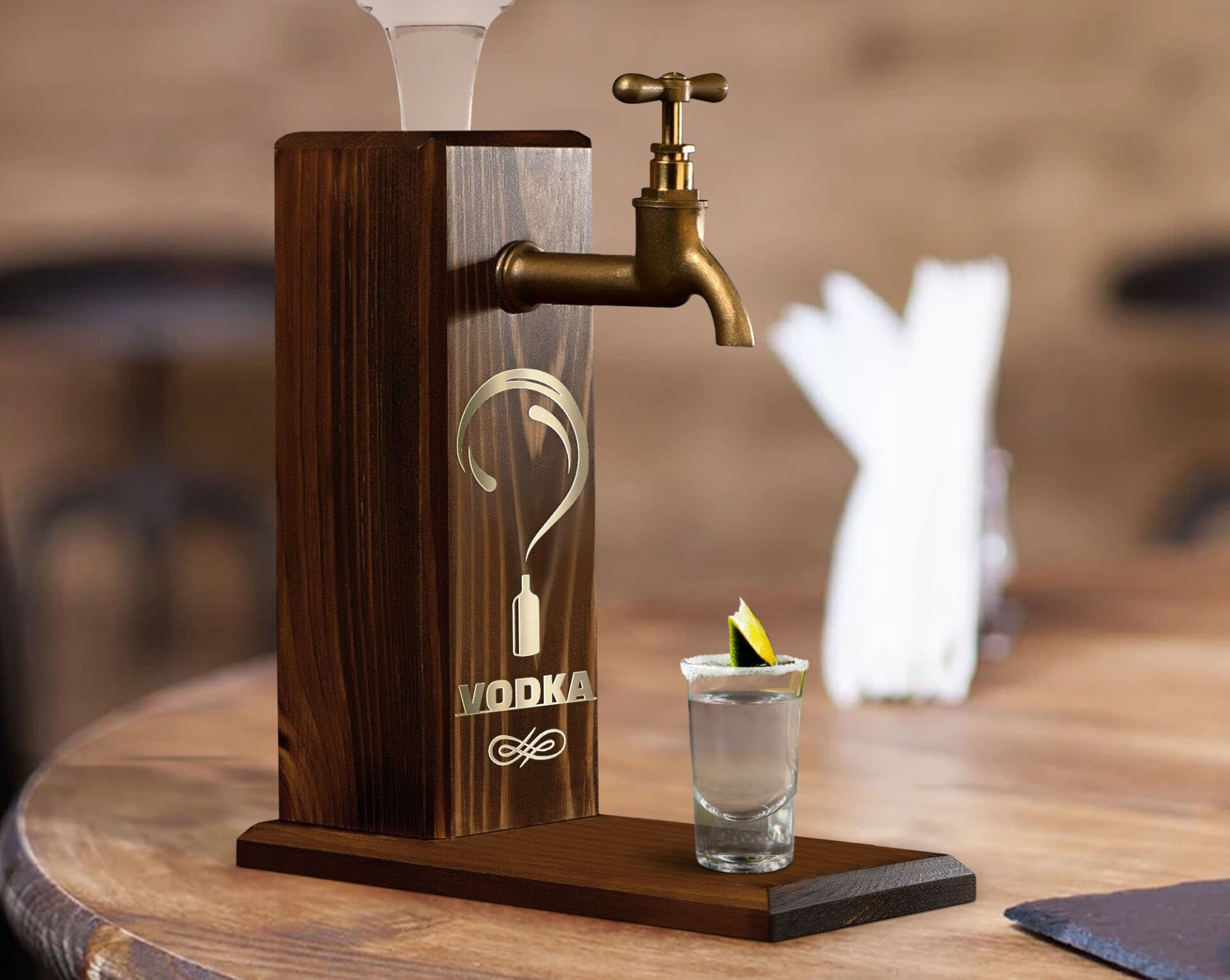 BK Gift Aynalı Altın Kabartma Musluklu Doğal Ceviz Ahşap Vodka Standı, Home Bar, İçecek Dispenseri, Ahşap İçecek Çeşmesi-3