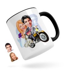 Kişiye Özel Evleniyoruz Karikatürlü Siyah Kupa Bardak-8