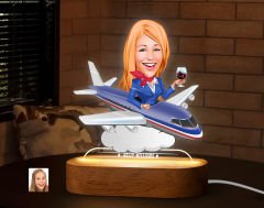 BK Gift Kişiye Özel Hostes Karikatürlü Dekoratif 3D Biblo LED Işıklı Gece Lambası-1, Arkadaşa Hediye