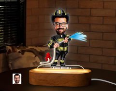 BK Gift Kişiye Özel İtfaiyeci Karikatürlü Dekoratif 3D Biblo LED Işıklı Gece Lambası-1, Arkadaşa Hediye