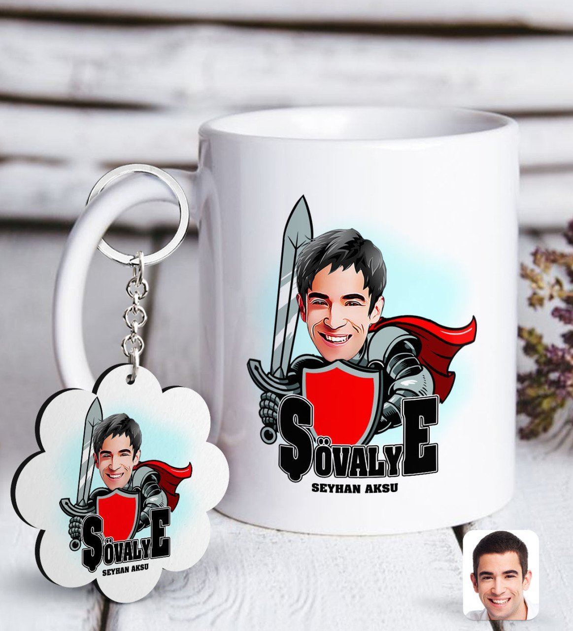 Kişiye Özel Şövalye Karikatürlü Beyaz Kupa ve Anahtarlık Hediye Seti-2