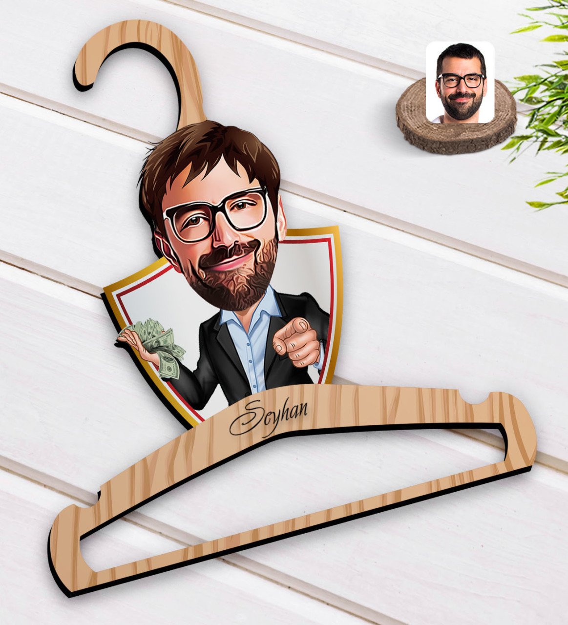 Kişiye Özel Erkek Milyoner Karikatürlü Standart Boy Ahşap Elbise Askısı-1