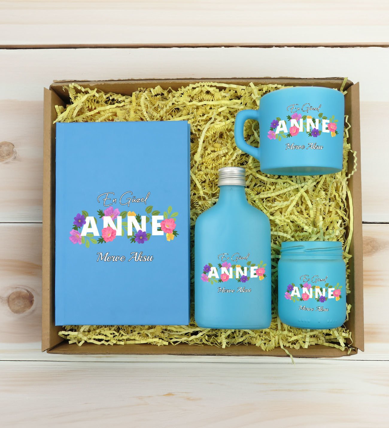 BK Gift Kişiye Özel İsimli DTF Anne Temalı Turkuaz Defter & Kahve Fincanı & Kolonya & Mum Hediye Seti-3, Anneye Hediye, Anneler Günü Hediyesi