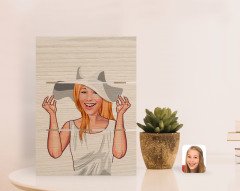 Kişiye Özel Kadın Karikatürlü Otantik Masaüstü Ahşap Palet Çerçeve-20