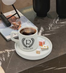Kişiye Özel Sunum Tabaklı Çelenk Baş Harfli İsimli Türk Kahvesi Fincanı Model 5
