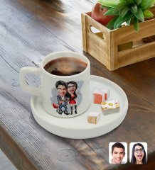 Kişiye Özel Sunum Tabaklı Sevgililer Karikatürlü Türk Kahvesi Fincanı Model 1