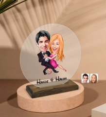 Kişiye Özel Sevgililer Karikatürlü Yuvarlak Ahşap Standlı Biblo-13