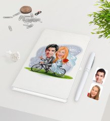 Kişiye Özel Sevgililer Günü Temalı Evleniyoruz Karikatürlü Beyaz Defter Kalem Seti-3