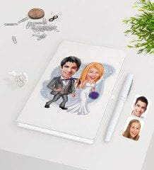 Kişiye Özel Sevgililer Günü Temalı Evleniyoruz Karikatürlü Beyaz Defter Kalem Seti-6