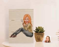 Kişiye Özel Kadın Karikatürlü Otantik Masaüstü Ahşap Palet Çerçeve-102