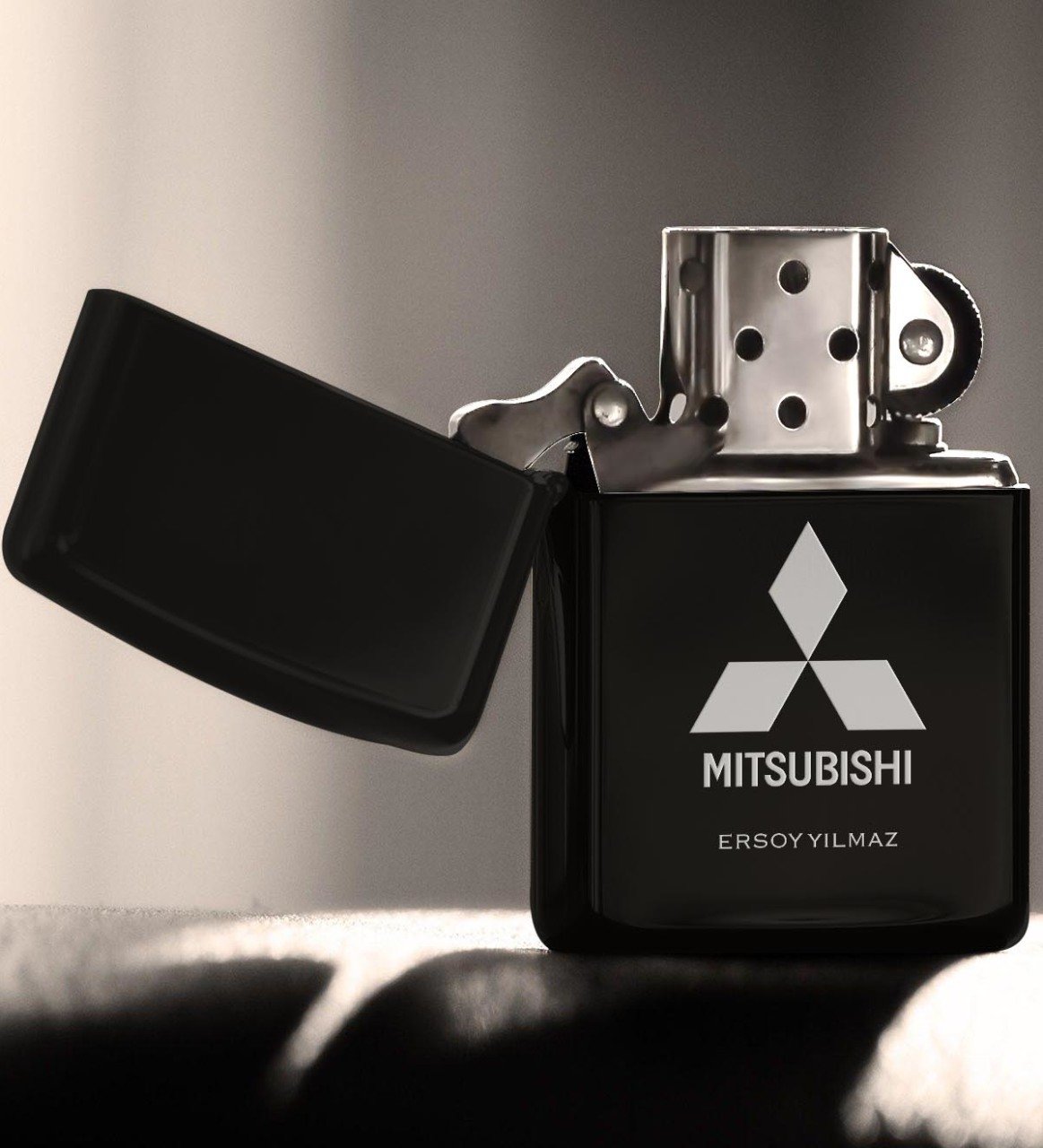Kişiye Özel Mitsubishi Benzinli Siyah Metal Çakmak
