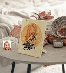 Kişiye Özel İsimli Kadın Kuaför Karikatürlü Dekoratif Ahşap Çerçeve Model 2