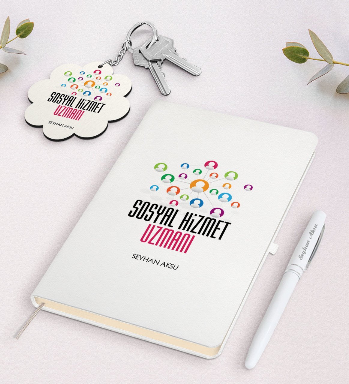 Kişiye Özel Sosyal Hizmet Uzmanı Beyaz Defter Kalem ve Anahtarlık Hediye Seti