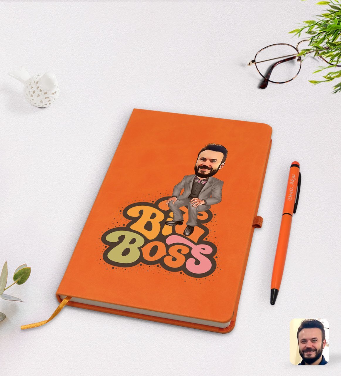 Kişiye Özel Erkek Big Boss Karikatürlü Turuncu Termo Deri Defter Kalem Seti Model 3