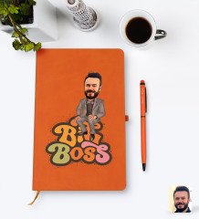 Kişiye Özel Erkek Big Boss Karikatürlü Turuncu Termo Deri Defter Kalem Seti Model 3
