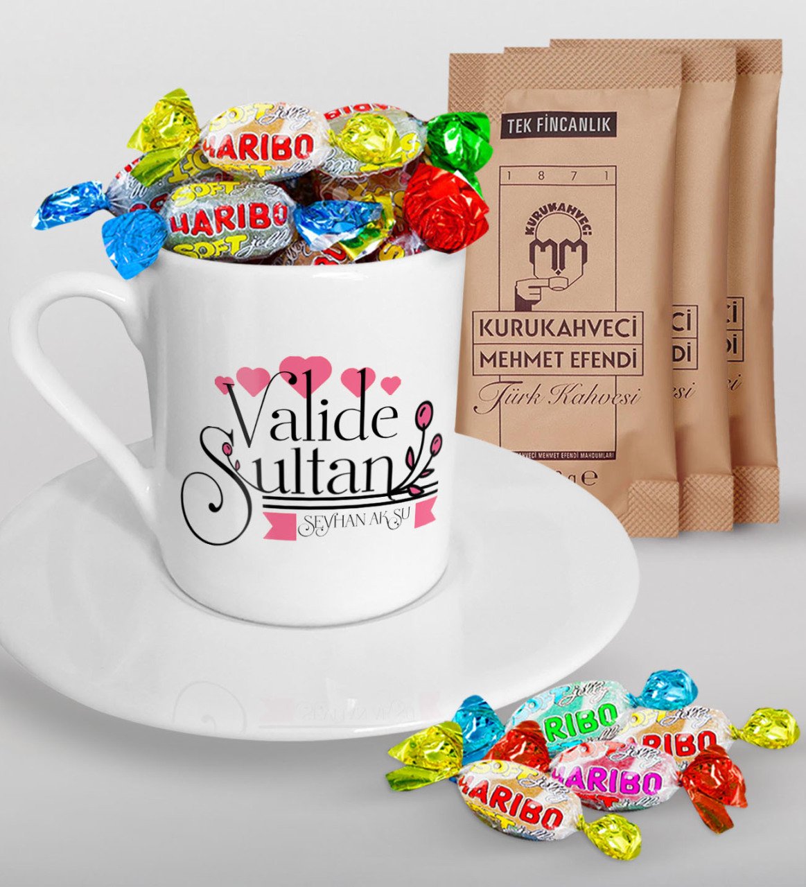 Kişiye Özel Valide Sultan Tasarımlı Türk Kahvesi Fincanı Mehmet Efendi Kahve ve Haribo Şeker Hediye Seti-2
