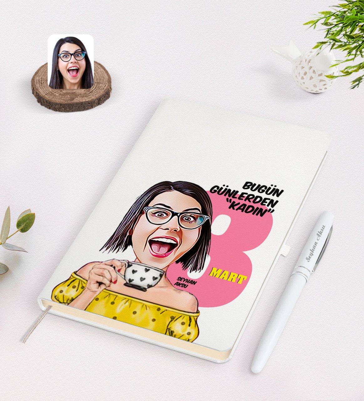 Kişiye Özel Kadınlar Günü Karikatürlü Beyaz Defter Kalem Seti-3
