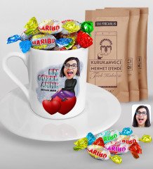 Kişiye Özel Anneler Günü Temalı En Güzel Anne Karikatürlü Türk Kahvesi Fincanı Mehmet Efendi Kahve ve Haribo Şeker Hediye Seti-1