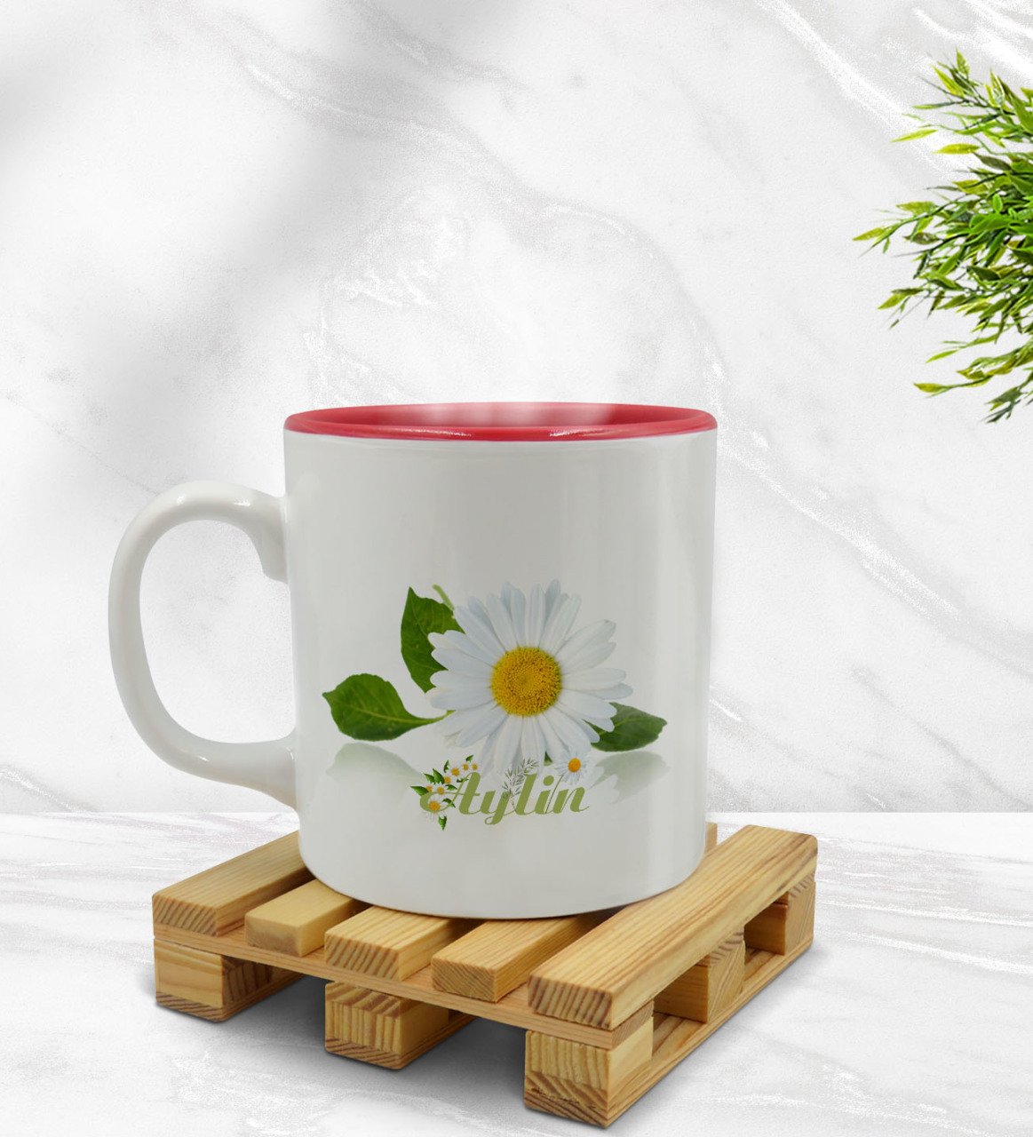 Kişiye Özel Papatya Temalı İçi Kırmızı Renkli Kupa Bardak Model 4