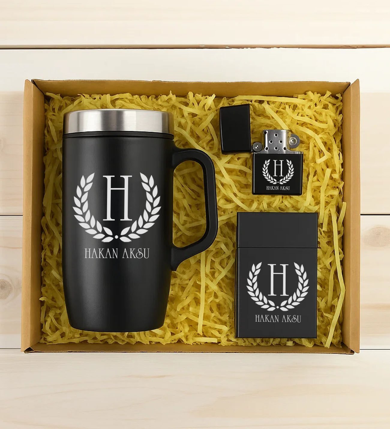BK Gift Kişiye Özel İsimli Siyah Kulplu Termos & Çakmak & Sigara Kutusu Hediye Seti-1 | Babalar Günü Hediyesi, Erkeklere Özel Hediye