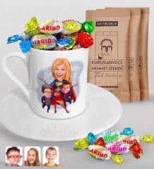 Kişiye Özel Anneler Günü Temalı Süper Anne ve Çocuklar Karikatürlü Türk Kahvesi Fincanı Mehmet Efendi Kahve ve Haribo Şeker Hediye Seti-1